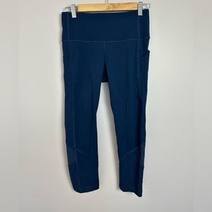 Lululemon Navy Women Capri No Size Tag Work Out Athletic Legging